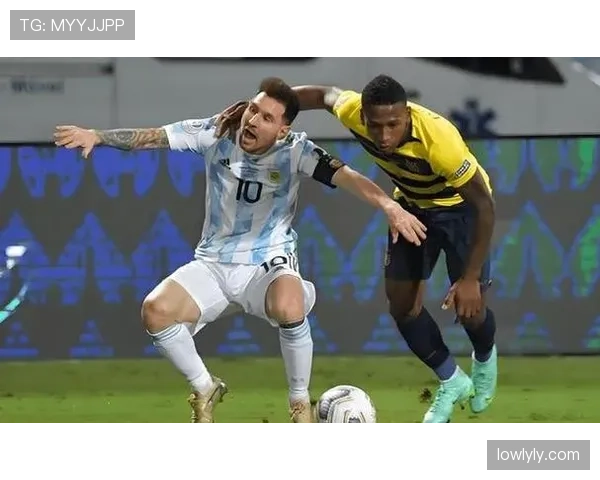 恩佐与麦卡利斯特的中场分工差异如何塑造阿根廷世界杯战术体系？
